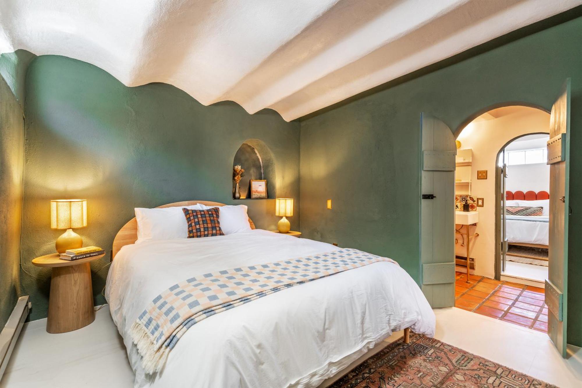 Heart Of Santa Fe - Adorable Hideaway - King And Queen - Walk To Everything - Fireplace - Ac Экстерьер фото